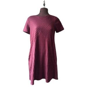 AGB shift dress with pockets size Medium NWT